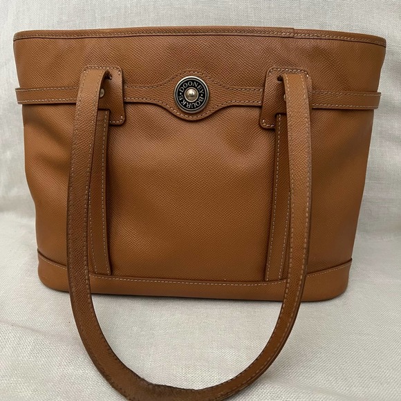 Dooney & Bourke Handbags - DOONEY & BOURKE Camel Brown Leather Tote Bag